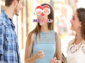 فواید عجیب و شگفت آور صحبت کردن با غریبه ها در میانسالی