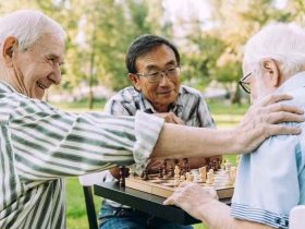 3 نکته برای افزایش شادی و رضایت از زندگی، در سنین پیری 3 نکته برای افزایش شادی و رضایت از زندگی، در سنین پیری