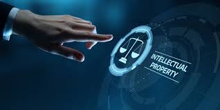 نقش وکیل متخصص مالکیت فکری در حفظ حقوق هنرمندان، طراحان و مخترعان انتخاب وکیل