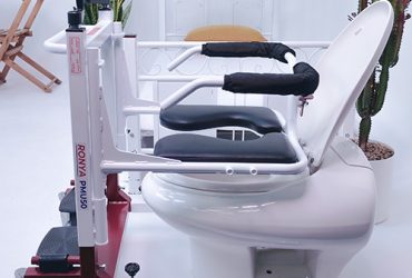 صندلی بالابر بیمار؛ وسیله‌ای برای حمل آسان بیماران و سالمندان