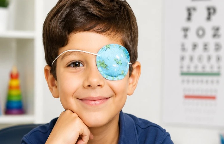 آیا تنبلی چشم باعث نابینایی می شود؟ آیا بینایی چشم تنبل دوباره برمی گردد؟ (روش های درمان و بهبود دید)